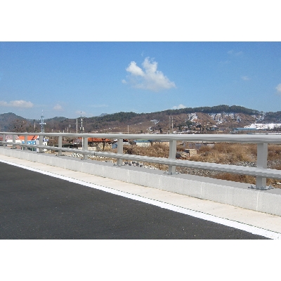 교량난간